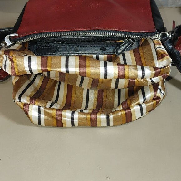 Clarks Red Croc Embossed Leather Crossbody Bag Tassel Accent Striped Lining - Picture 6 of 12